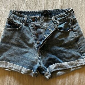 Women’s denim jeans